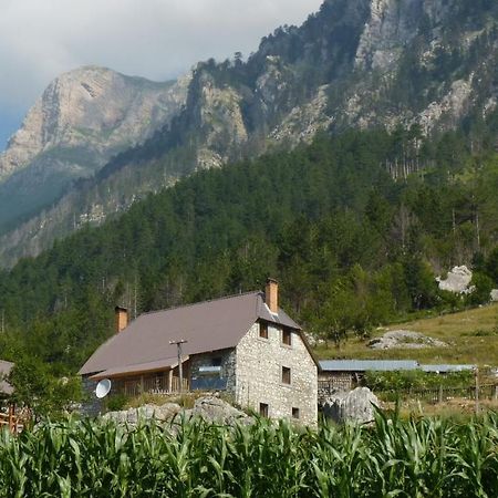 Guesthouse Kukaj Валбона Экстерьер фото
