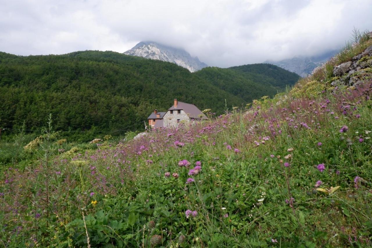 Guesthouse Kukaj Валбона Экстерьер фото