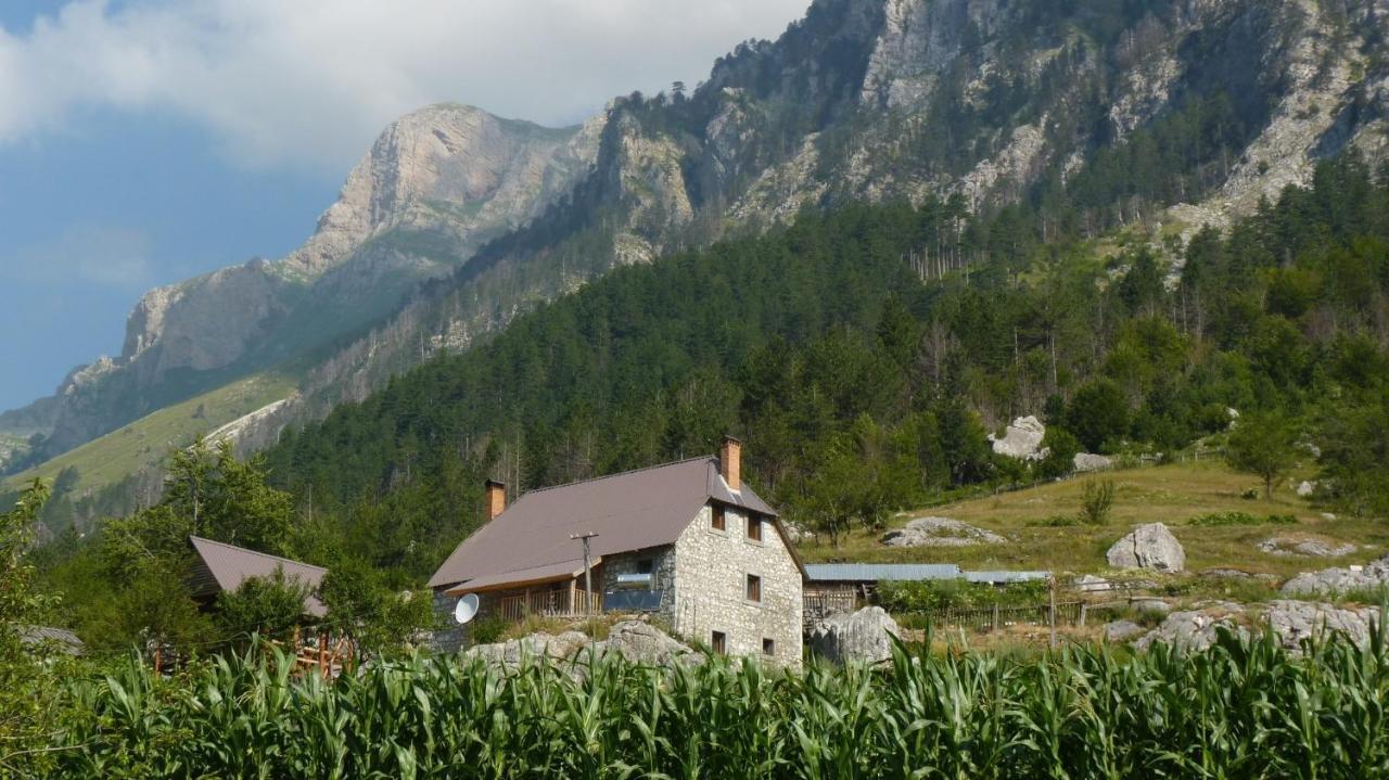 Guesthouse Kukaj Валбона Экстерьер фото